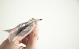 ブログ アイキャッチ お金46
